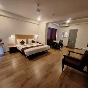 Hotel B R Regency, Thiruvananthapuram