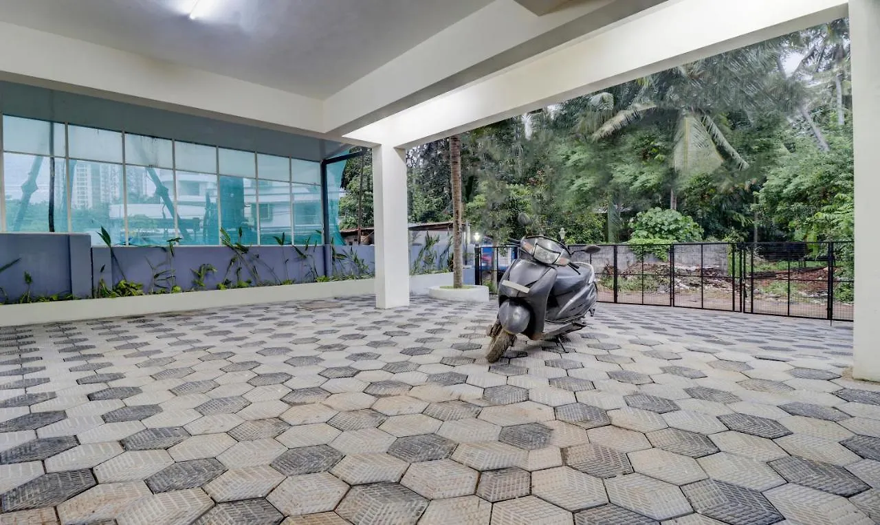 Itsy Hotels Ushodaya Royal Residency Thiruvananthapuram